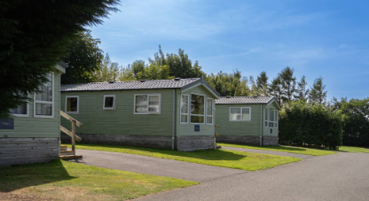 Static caravans with hot tubs